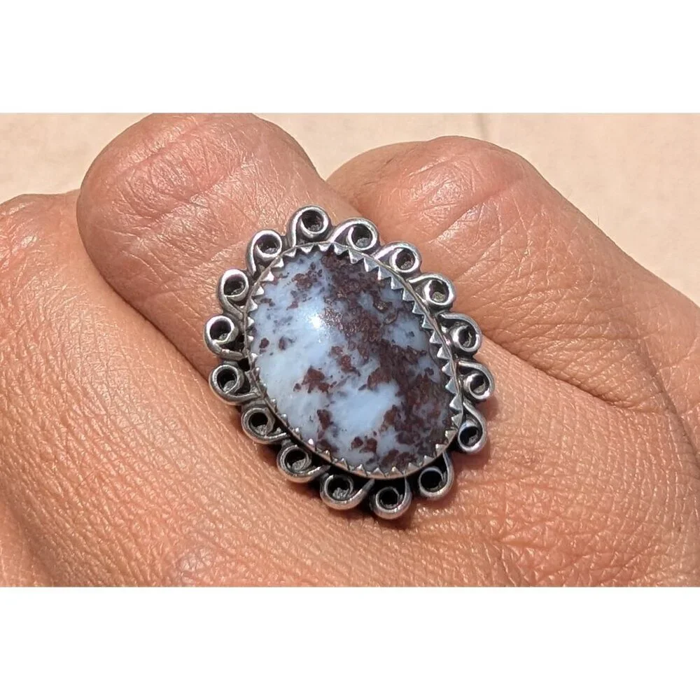 Vintage native American Sterling Silver Ring Size 5 Signed MW Dendritic Agate?